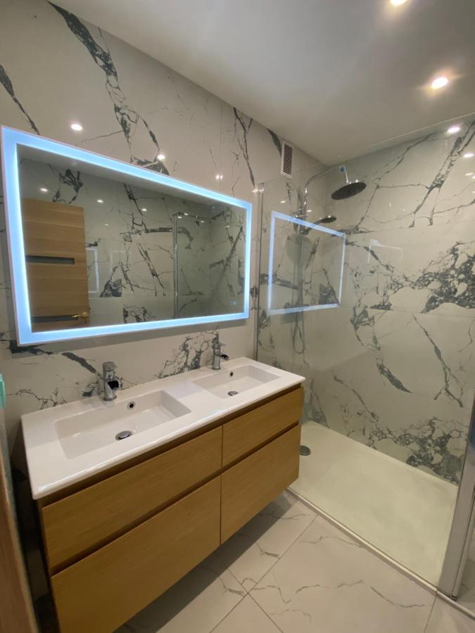 Le Royal, Spacious Seaside Apartment Rooftop And Pool Nice Buitenkant foto